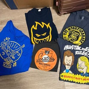 Lot of 5 “Skater” tees